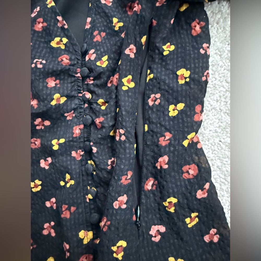 Madewell Silk Black Blouse with Red and Yellow Floral Print - Picture 7 of 10